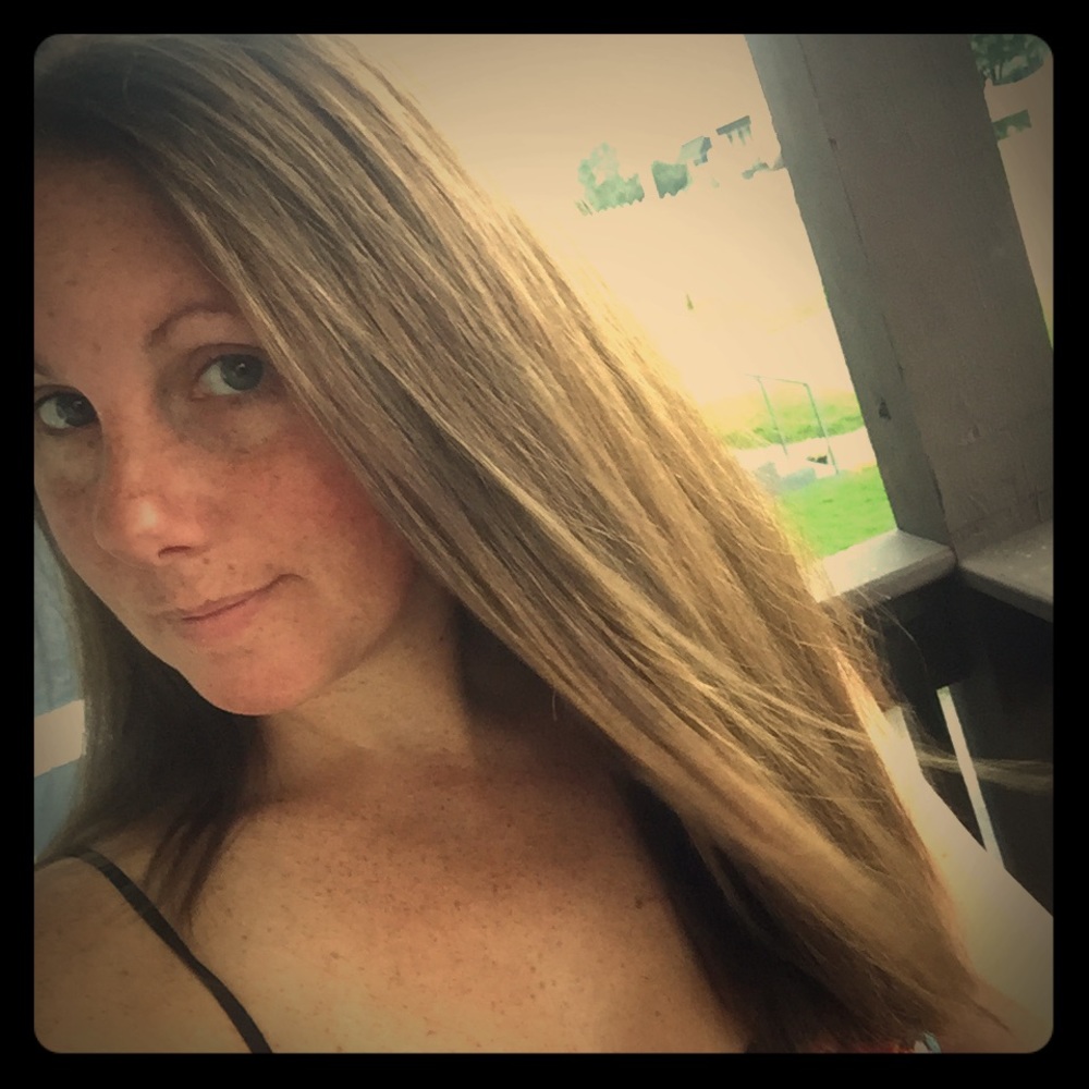 Meet your Posher, Lael